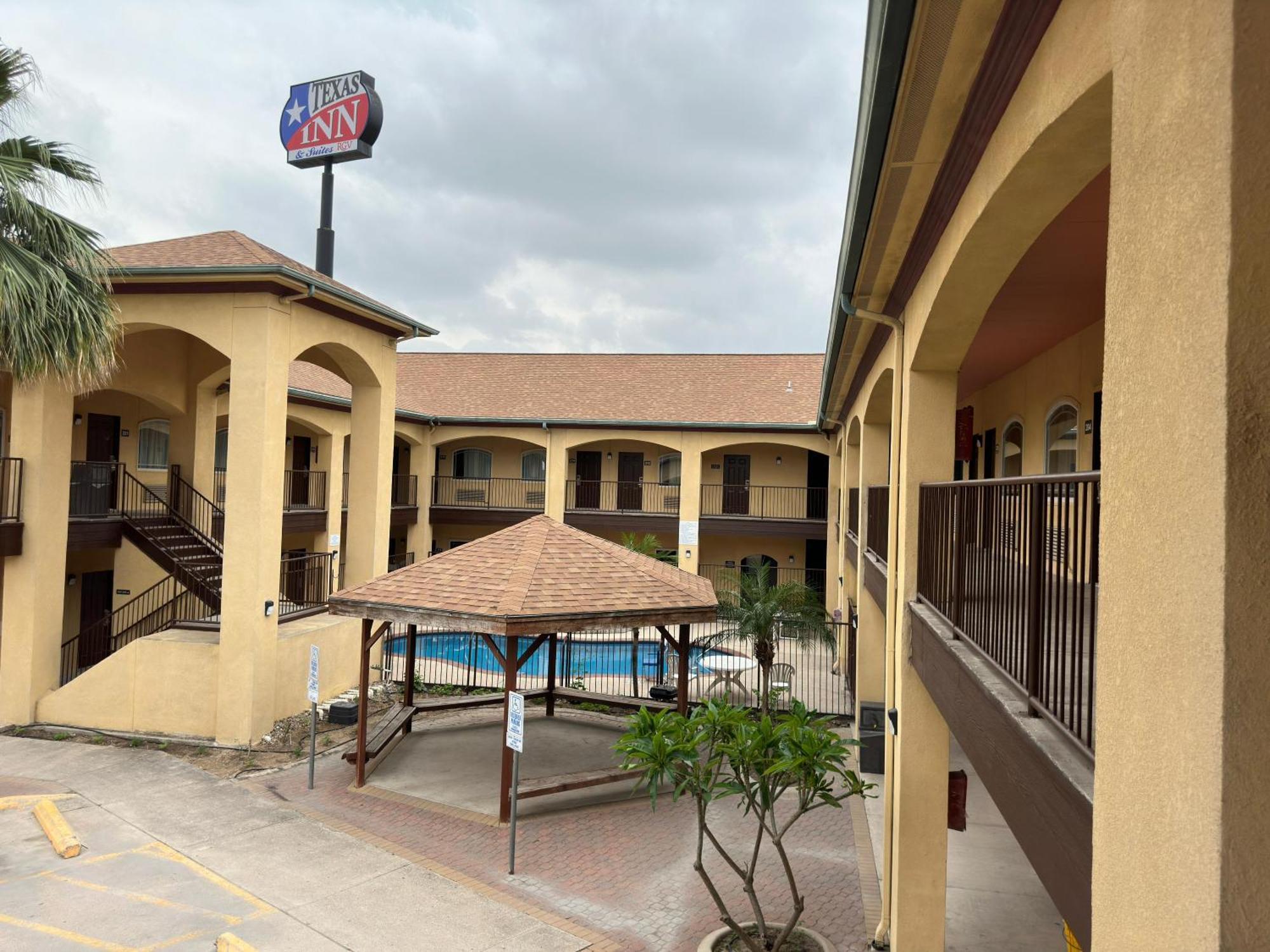 Texas Inn And Suites Rgv Edinburg Zewnętrze zdjęcie